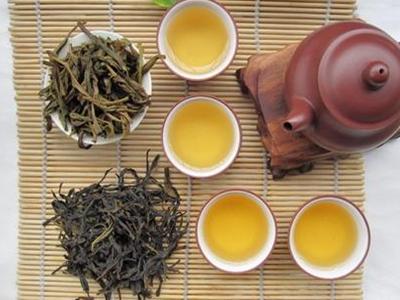 冻顶乌龙茶高山茶清香型原装台湾茶精装150g/灌