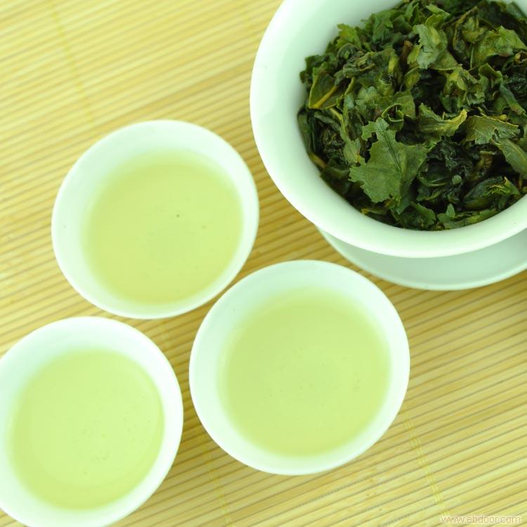 一下于中国十大名茶之一，铁观音属于什么茶?有哪些功效