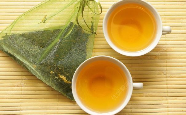 女人每天喝绿茶的好处与坏处的茶类品种十分多