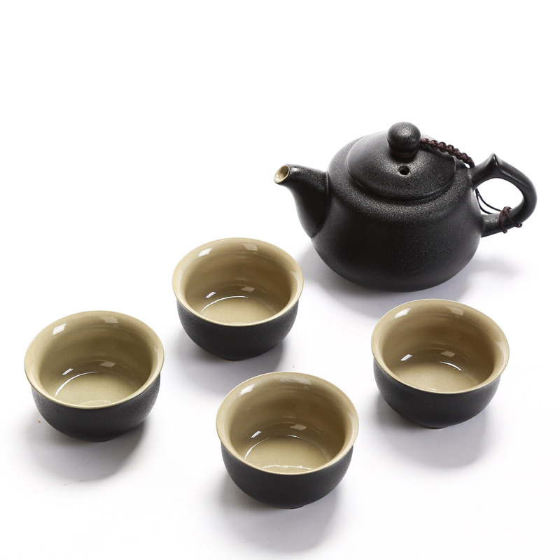 茶具的选择就像我们穿衣搭配一样，更能茶具与茶汤的搭配